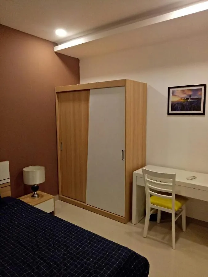 The Service Apartment Ho Chi Minh City 0*,  Vietnam